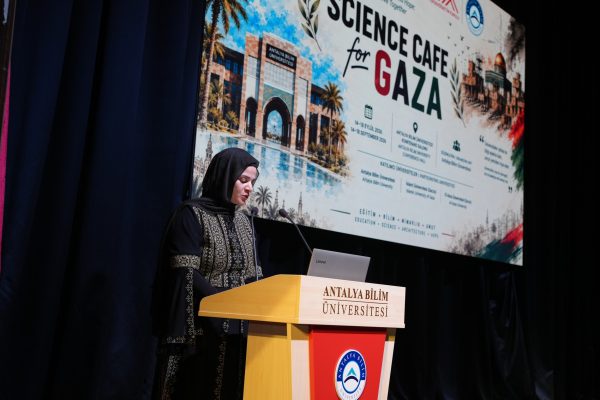 Bilimin ve Umudun Sesi Antalya’dan Gazze’ye Uzandı: “Science Cafe for Gaza” Antalya Bilim Üniversitesinde Gerçekleştirildi